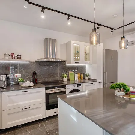 New! Stylish 2br Minutes Walk From Valletta By Sf Homes * Pietà