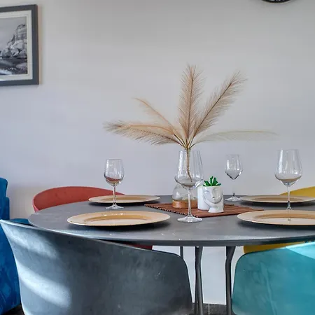New! Stylish 2br Minutes Walk From Valletta By Sf Homes *