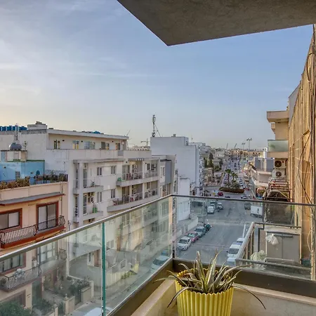 New! Stylish 2br Minutes Walk From Valletta By Sf Homes Pietà